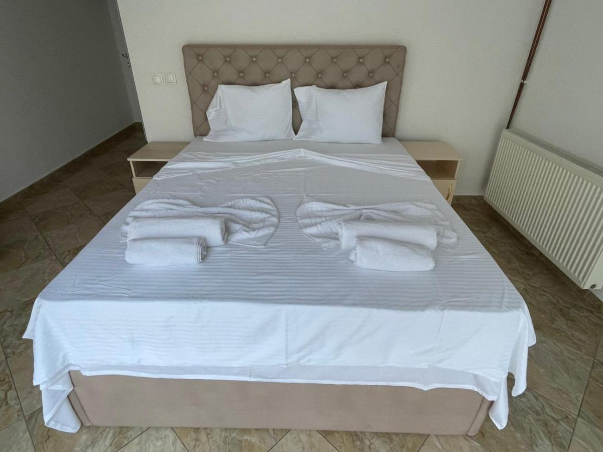 Hotel Montenegro Struga Exterior foto